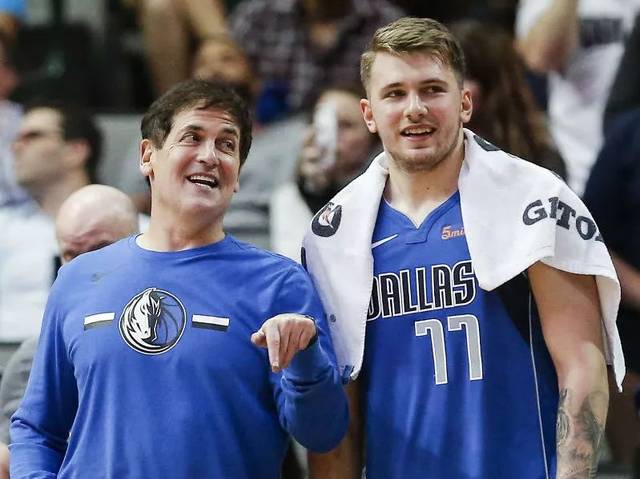 她都保持冷 她都保持冷